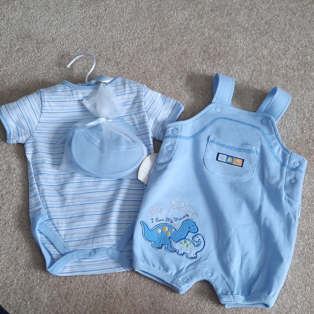 3 piece set dinosaur